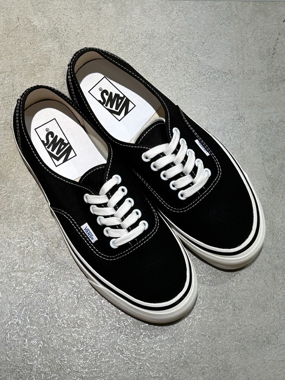 Anaheimまだあります。 | VANS | ショップニュース | あべのキューズモール