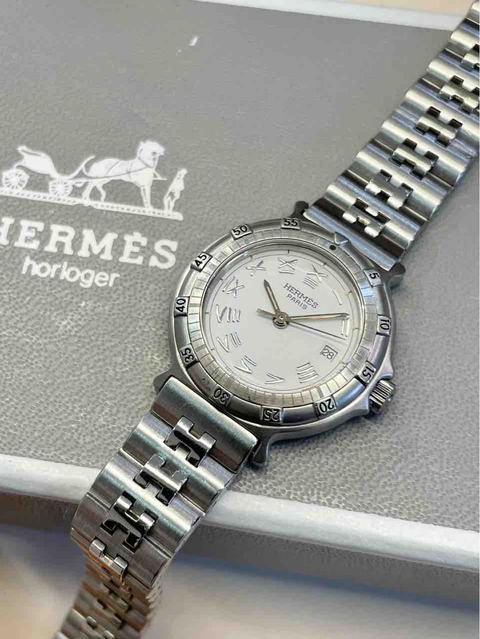 美品】HERMES キャプテンニモ 白文字盤入荷！【ヴィンテージ品