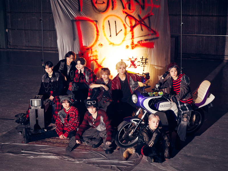 D.O.L 1st Full Album 「Louder’s BEST」 発売記念イベント ミニライブ&特典会